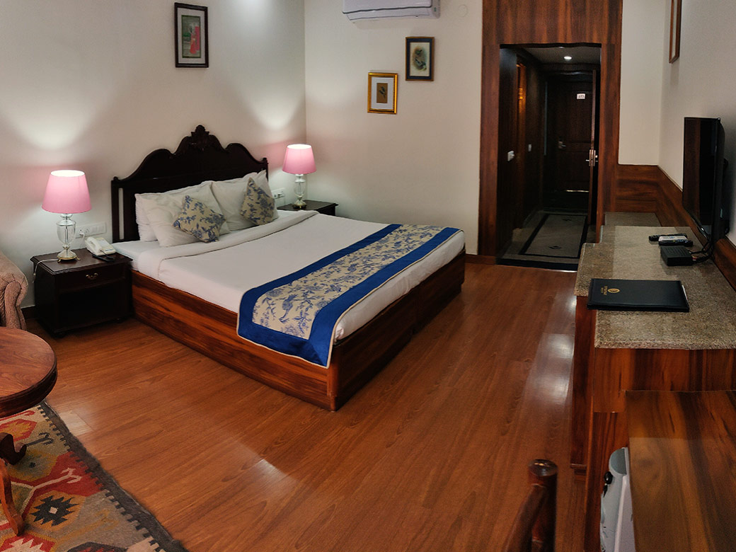Best Palace To Stay In Bharatpur